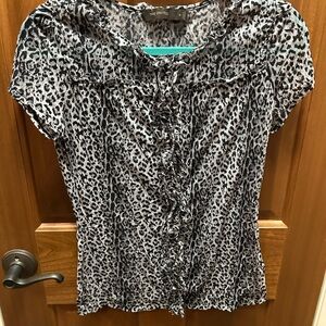 The Limited Women's Black and Gray Leopard Print Top